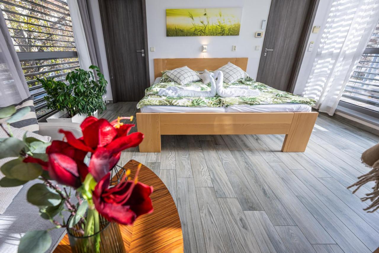 Bed and Breakfast Atelier Lanna Чеське Будєйовіце Екстер'єр фото