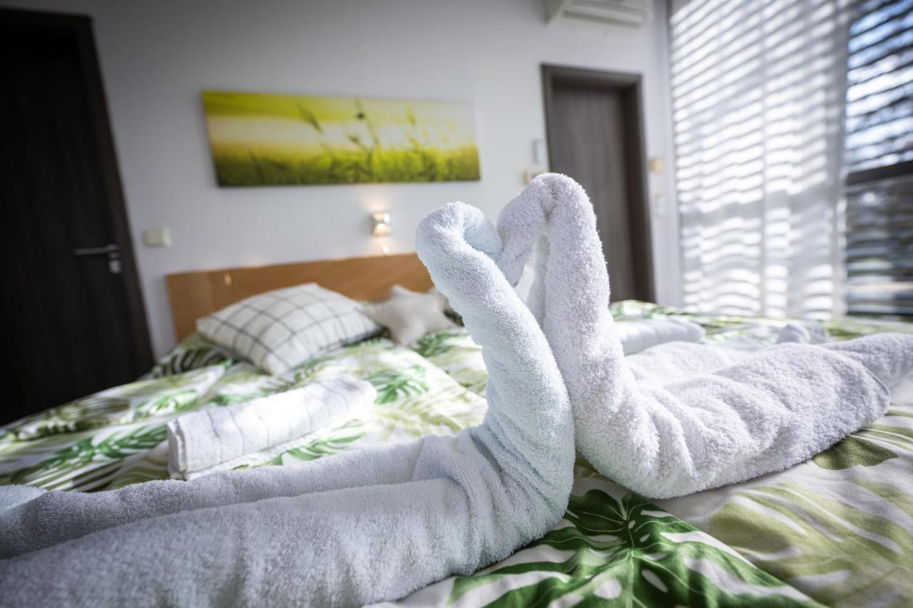 Bed and Breakfast Atelier Lanna Чеське Будєйовіце Екстер'єр фото